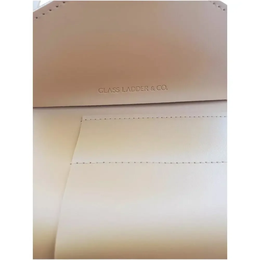 Glass Ladder & Co Tech/Jewelry Organizer - Envelope Style - Manila Color - NEW